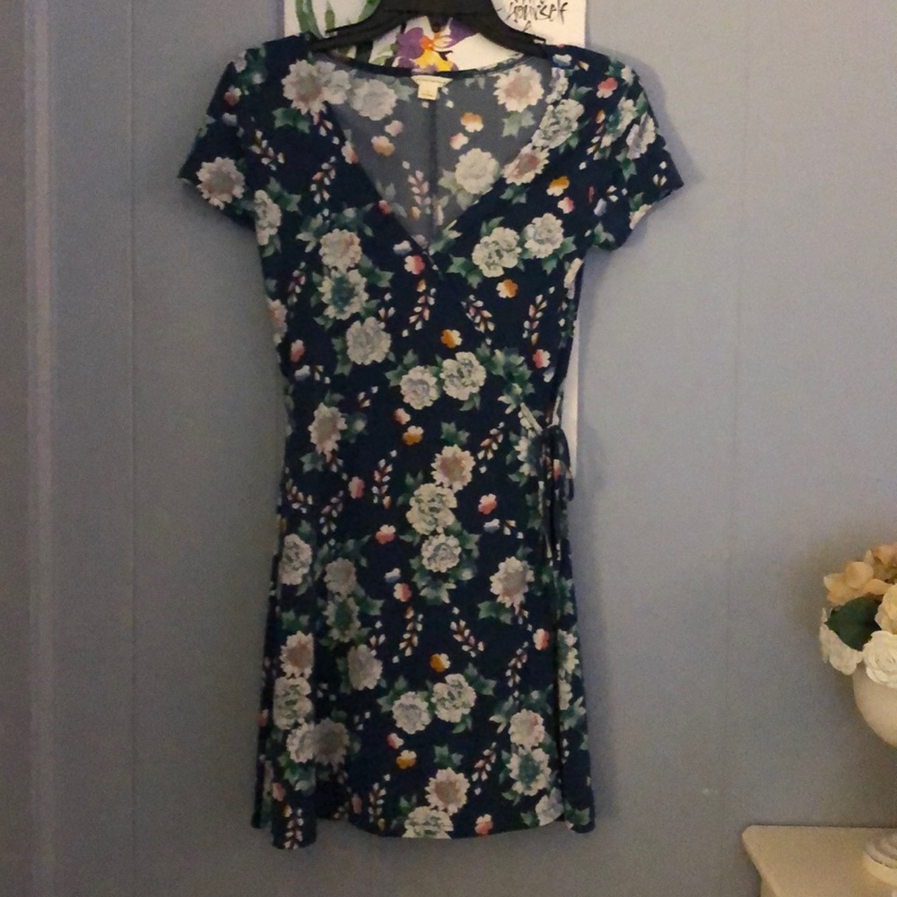 Floral tie up dress